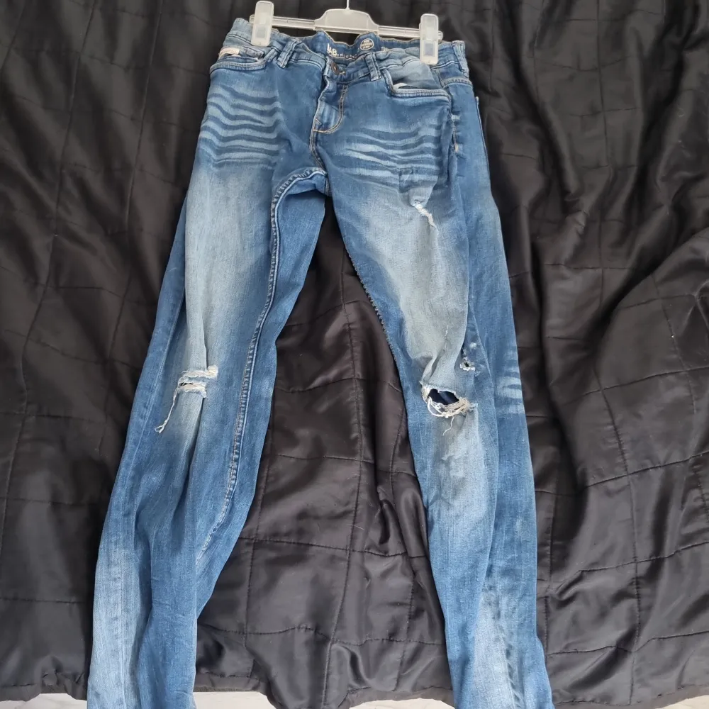 Storlek small nyskick. Jeans & Byxor.