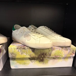 The gallerist skor - Helt oandvända. Box medföljer. Storlek 41. 