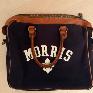 Morris väska datorväska  - Morris datorväska. Väldigt bra skick. Finns inga skador eller fläckar. 
