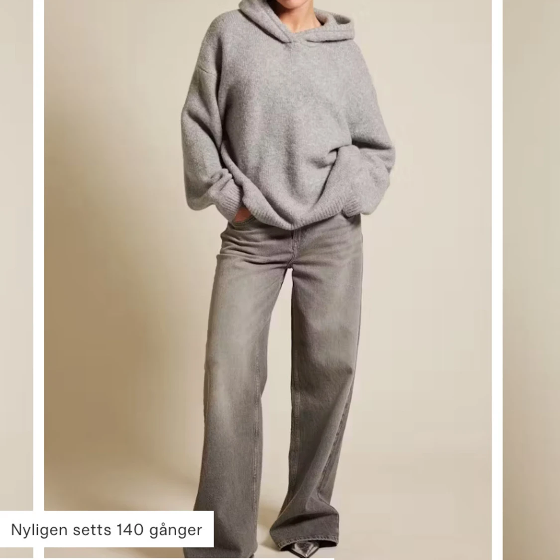 Grå stickad hoodie - 90