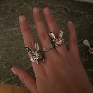 Smycken  - Skit snygga smycken, 1 för 149kr, 2 för 249kr 3 för 299kr 💖💖Örhängen för 129kr