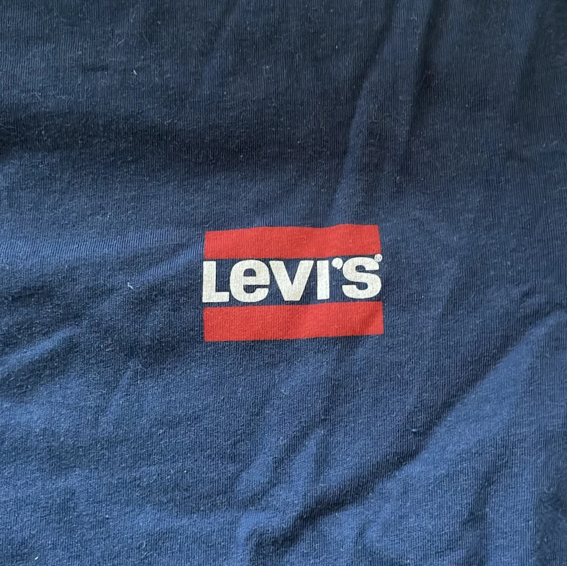 T-shirt från Levi's i blått och vitt - 1