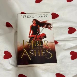 An Ember in the Ashes - Oläst nyskick 