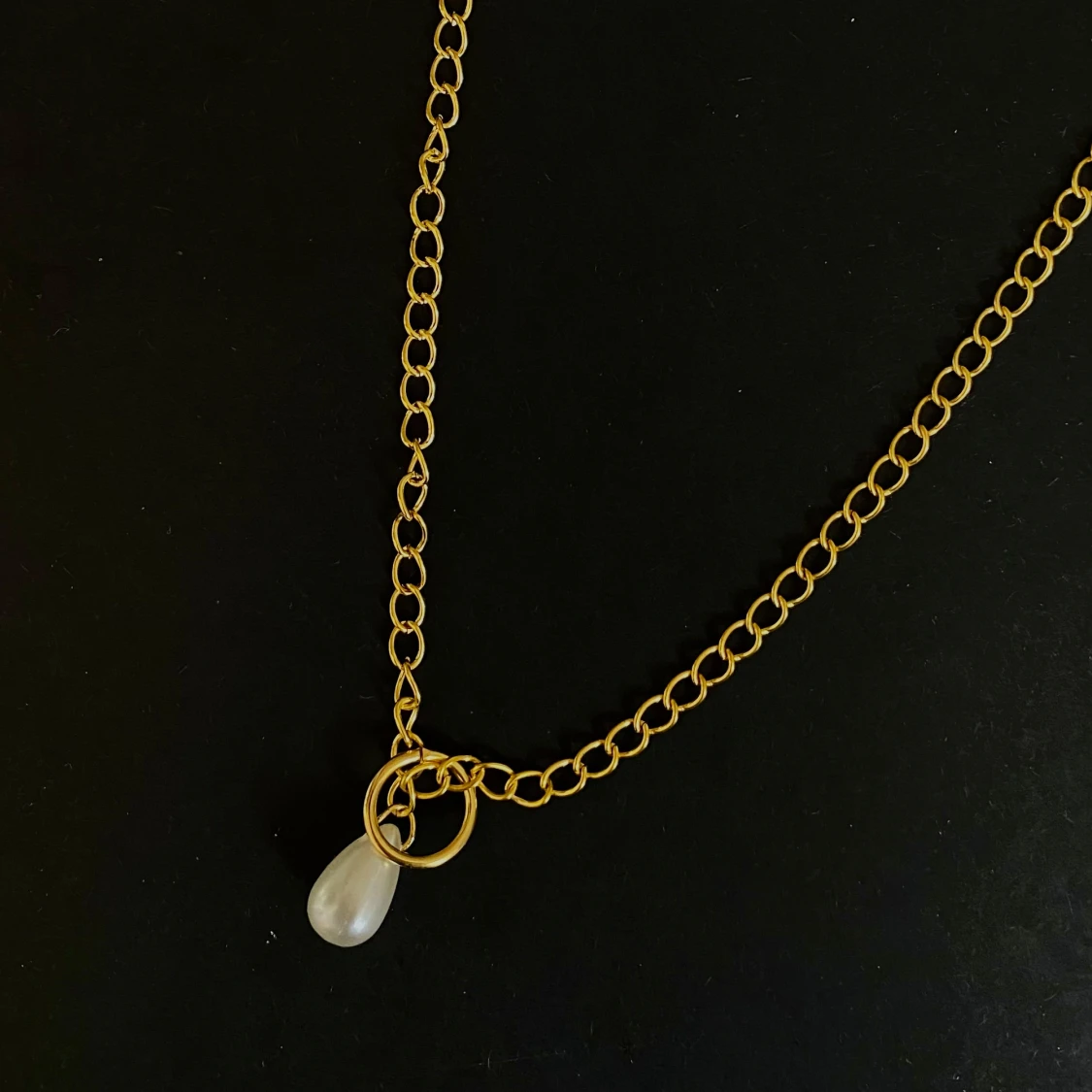 Halsband med droppe - 1