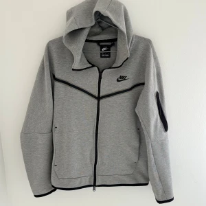 Nike tech - Grå Nike tech fleece