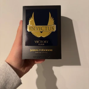 Invictus Victory Elixir Parfum Intense - Parfym