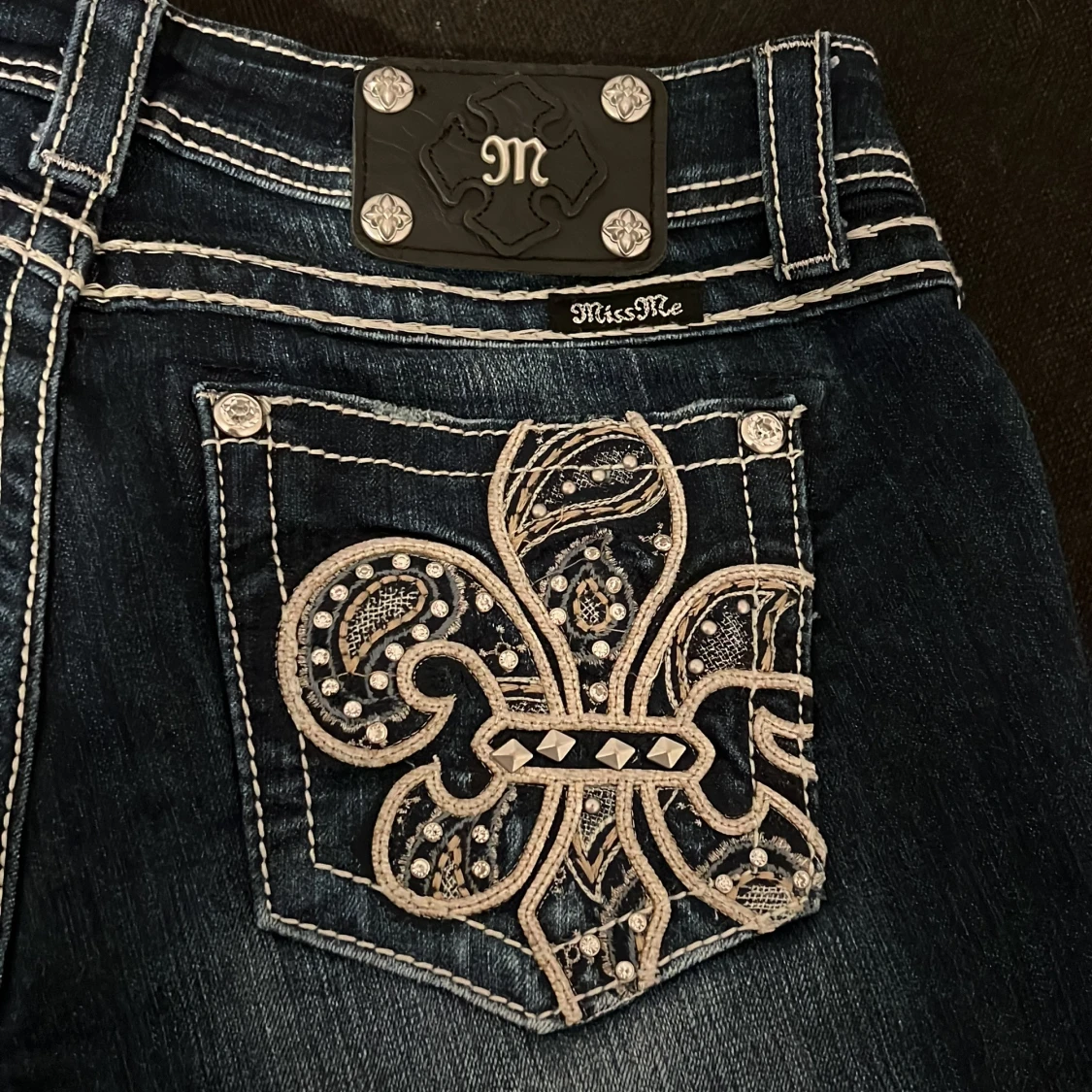 Blå jeans från Miss Me - 3