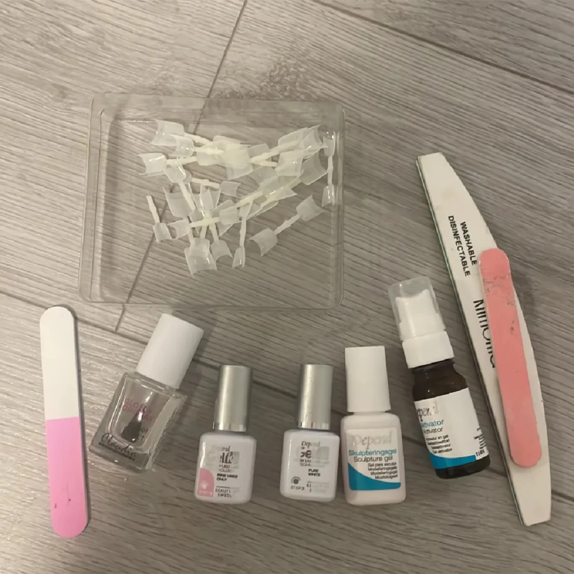 nagelkit