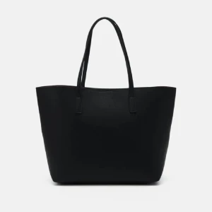 Väska - Svart väska från zalando (even&odd). Perfekt skick! Se mått på sista bilden