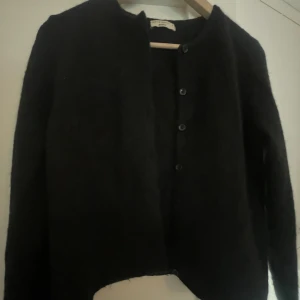 Gina kofta - Kofta från ginas Premium Quality kollektion, använd fåtal gånger!💓 superfint skick!