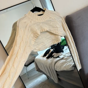 Topp  - Väldigt fin använd endast 1-2 gånger 