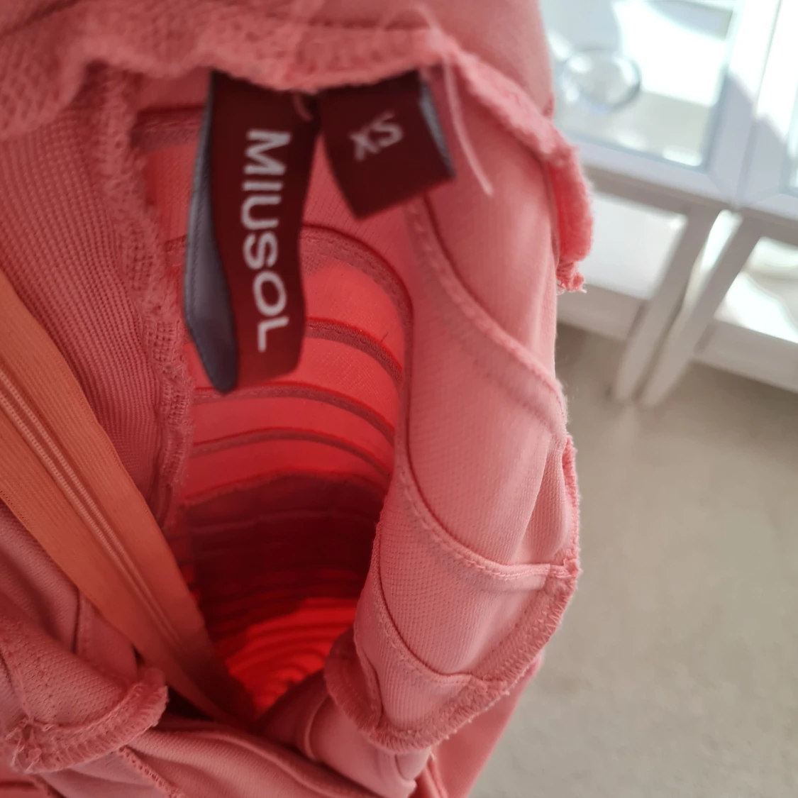 Rosa tight klänning från Misol - 91