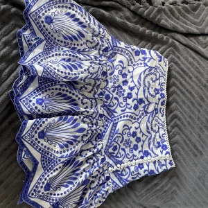 Snygg kjol ❣️ - As snygg kjol från zara som man inte kan köpa längre ❤️☺️