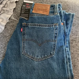 Jeans  - Oanvända jeans, str 30x34