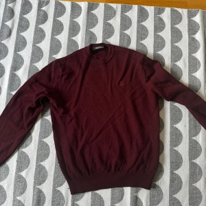 Roberto cavalli  - Säljer min riktigt feta roberto cavalli tröja, storlek L men sitter som M