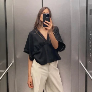 Zara topp - Helt ny, aldrig använd i storlek xs. 