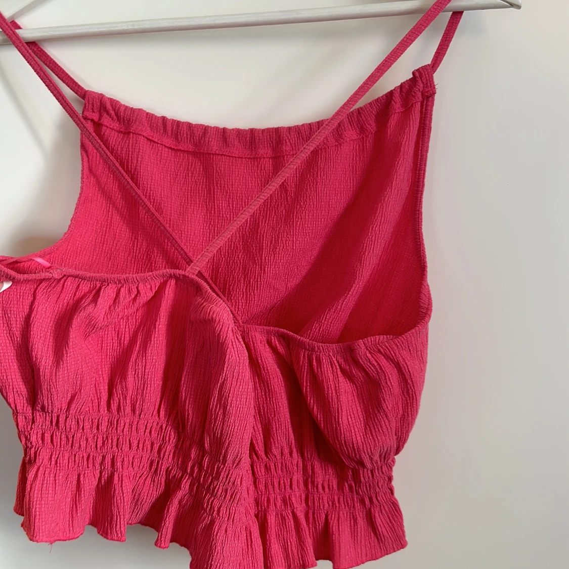 Rosa linnetopp från Gina Tricot - 90