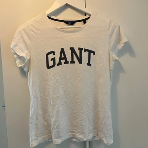 Gant T-shirt - Gant T-shirt, strl S.