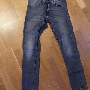Tiger of sweden jeans  - Tiger of sweden jeans, snygg tvätt. 29/32