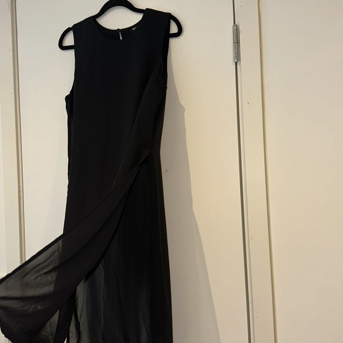 Klänning i chiffong tyg - 91