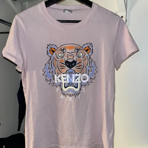 Kenzo t-shirt  - Mycket bra skick 