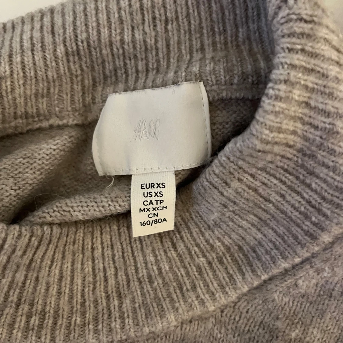 Begie stickad tröja - 91