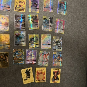 Pokimon kort  - Detta är några Pokimon kort jag har