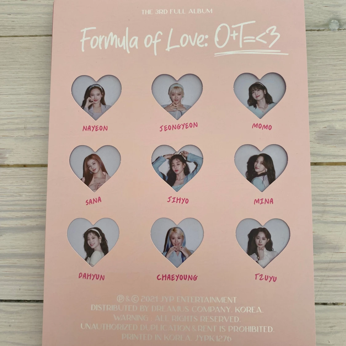 Formula of love:O+T=<3 TWICE album 