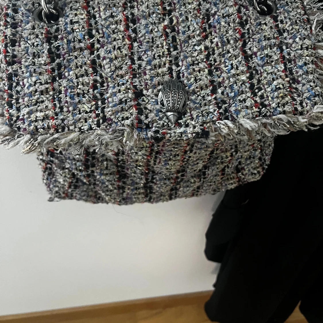 Chic axelväska i tweed - 91