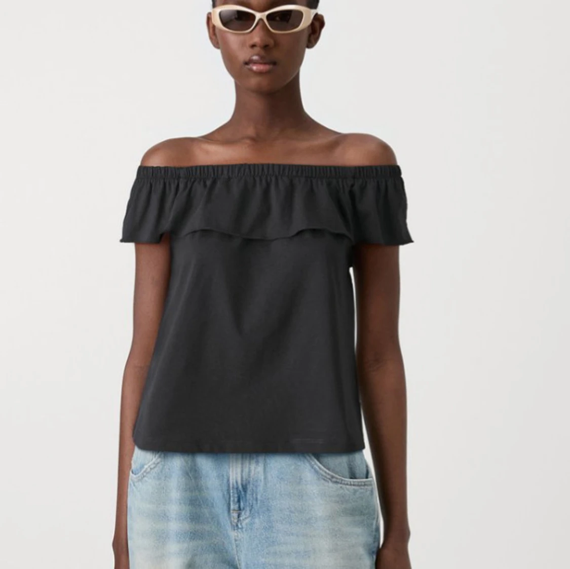 Off shoulder tröja  - 1