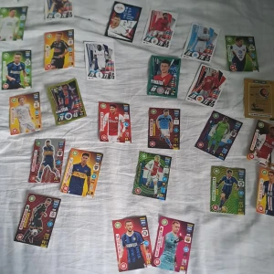 Fotbollskort - Säljer fotbollskort 