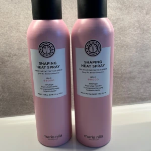 Maria nila shaping heat spray  - Säljer dessa två super bra värme skydd från maria nila som är helt oanvänd och helt nya🩷säljer pågrund av att jag råkade beställa fel produkt och har redan en som är helt ny! ordinarie pris 309kr st, mitt pris 340kr för båda två! 250 ml