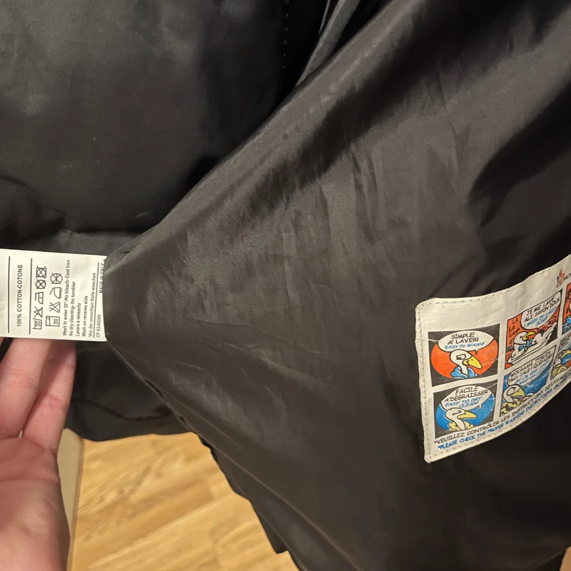 Svart dunjacka från Moncler - 3