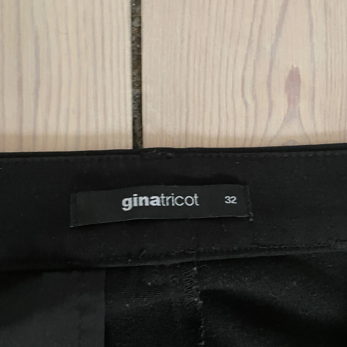 Kostymbyxor från Gina tricot - 1