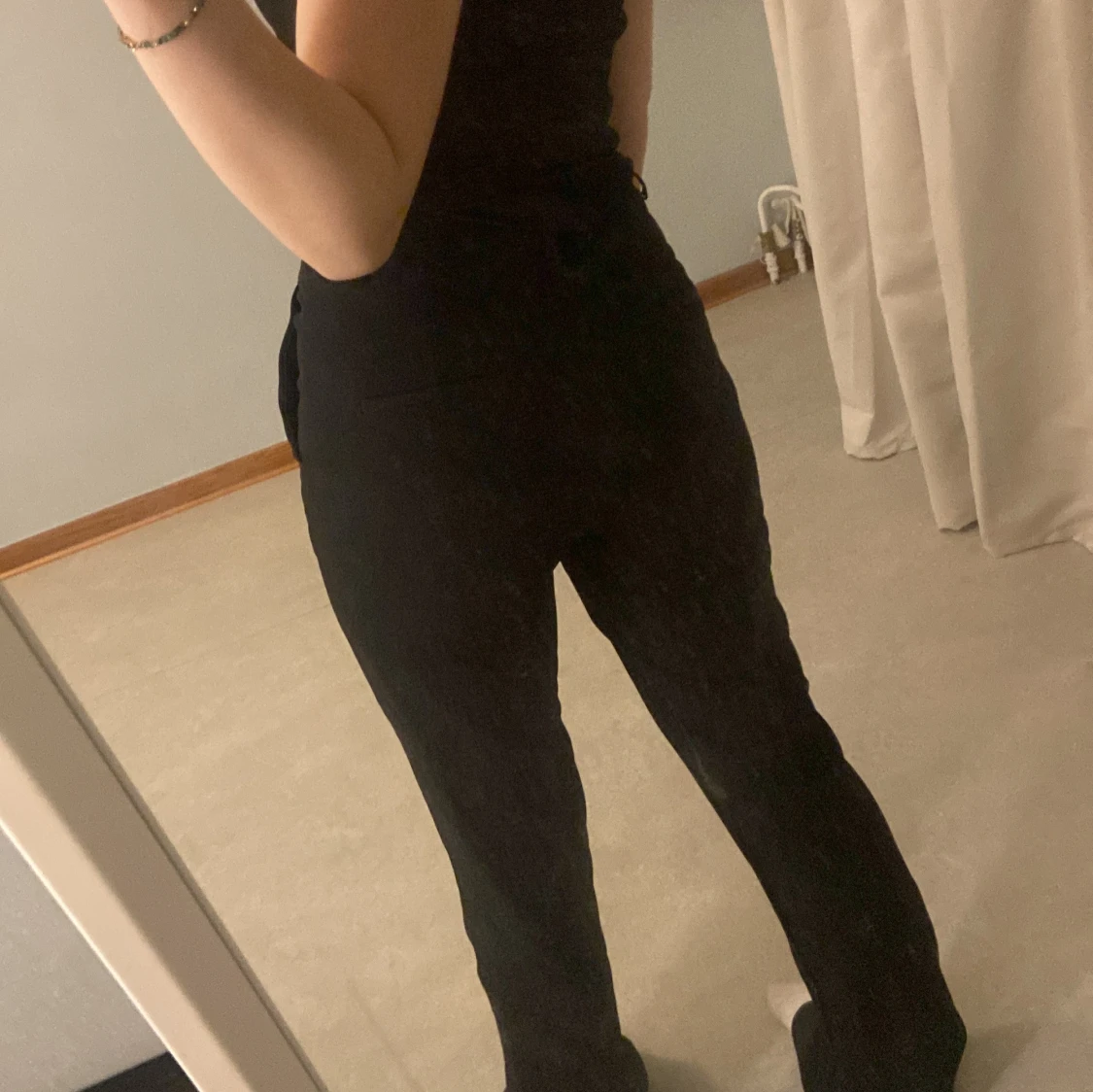 Svarta kostymbyxor med bootcut - 1