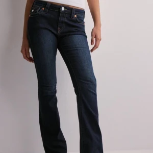 True religion jeans - Becca bootcut storlek 28a. Superfina och sparsamt använda🥰