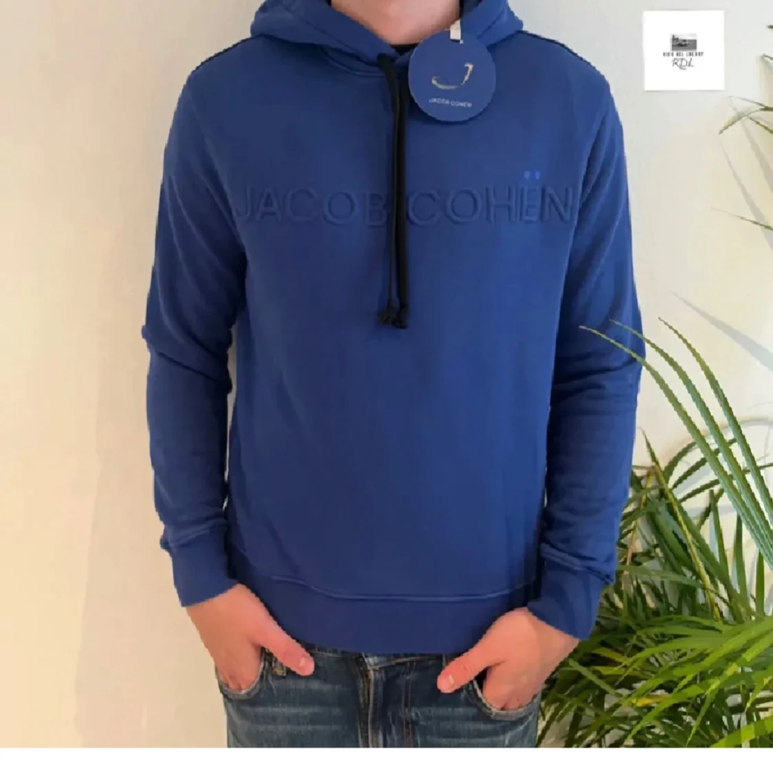 Blå hoodie från Jacob Cohen