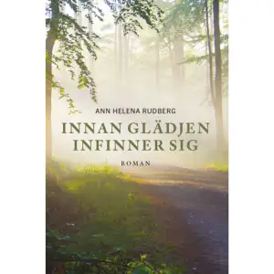 Hon slutade med avgångsvederlag från tidningen 1992. Sedan trodde hon att hon skulle leva med familjen – de båda barnen som var tre och fem år och maken – samt ett nytt jobb. Men så blev det inte.Det var hårda tider med höga räntor och de fick kämpa som familj för att överleva och för att slippa flytta från sitt hus. Hon var kring elva år äldre än sin man och trodde absolut att han skulle överleva henne. Men så blev det inte heller.Han dog bara 57 år gammal i cancer år 2014. Då fick hon gå igenom den totala och stora sorgen tillsammans med sina söner. De yngsta var vuxna, men inte mer än så och hon tog hand om allt som följde av detta dödsfall.Med provokativa tankar går romanens huvudpersonen i strid med sin samtid och resonerar i monologform om samhällets utmaningar och livets stora frågor.Innan glädjen infinner sig är en berättelse om livets alla svårigheter och de sorger vi kan råka ut för och hur man övervinner dem och går vidare. Glädjen är den grund alla har inom sig själva. Själva livet vilar på glädjen.    Format Danskt band   Omfång 222 sidor   Språk Svenska   Förlag Ekström & Garay   Utgivningsdatum 2023-09-08   ISBN 9789189796881  