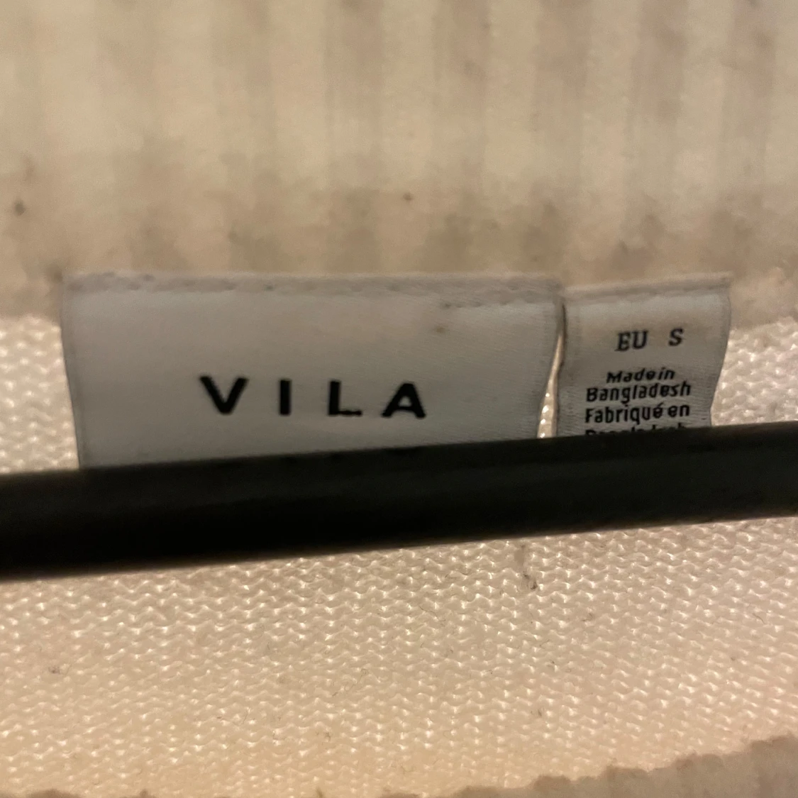 Vit stickad tröja från VILA - 90