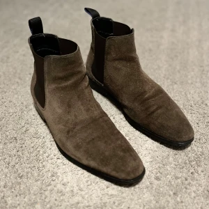 Dune Boots - Riktigt feta och unika Dune boots, perfekta nu till vintern, pssar storlek 42 men även 41.
