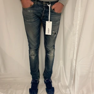 Dondup George  - Dondup George jeans i det bästa skicket, använda max 5 gånger. Storlek 29 men passar 30/31. Mvh