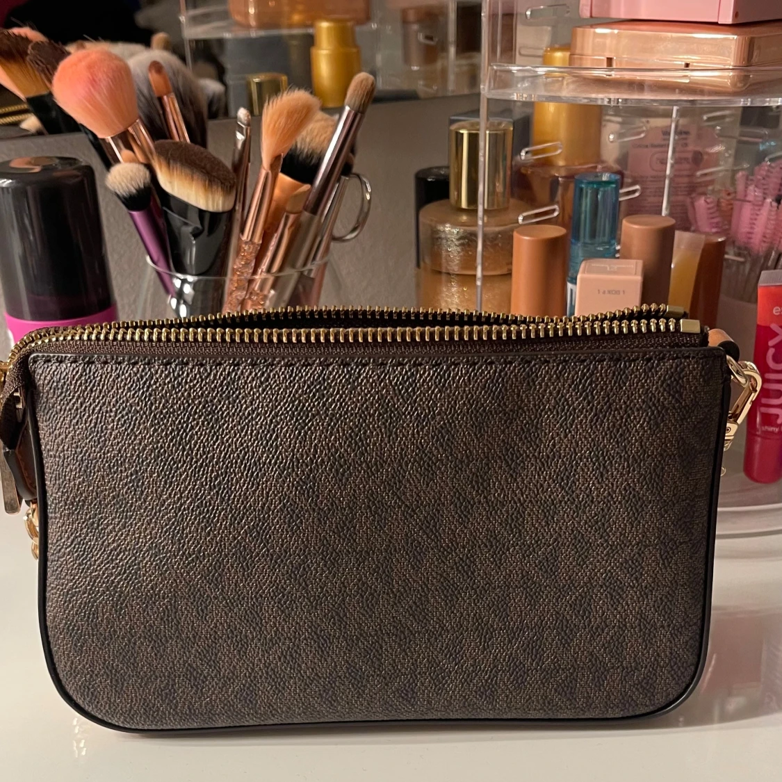 Brun axelväska från Michael Kors - 2