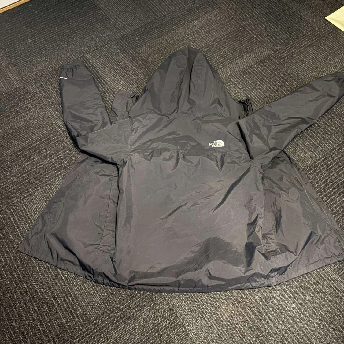 Svart vindjacka från The North Face - 90