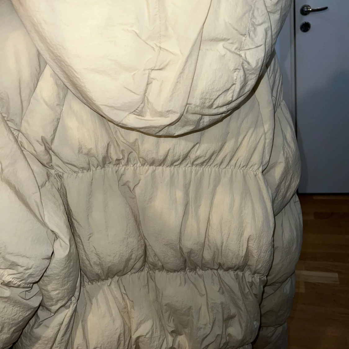 Vit dunjacka från Jordan - 90