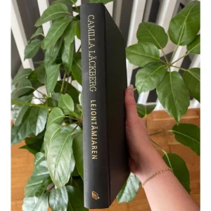 Inbunden bok svenska - Använt skick