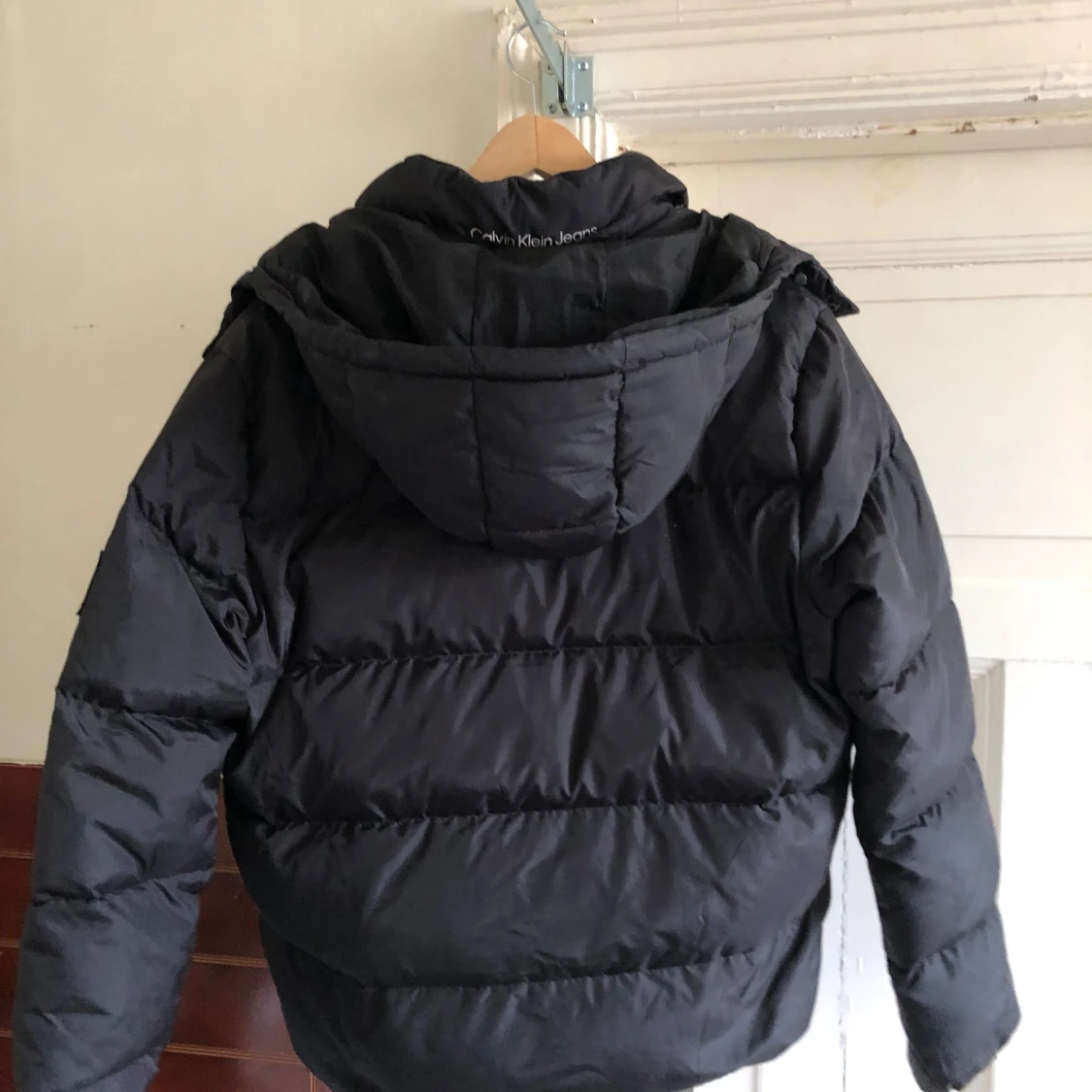 Svart pufferjacka från Calvin Klein Jeans - 1