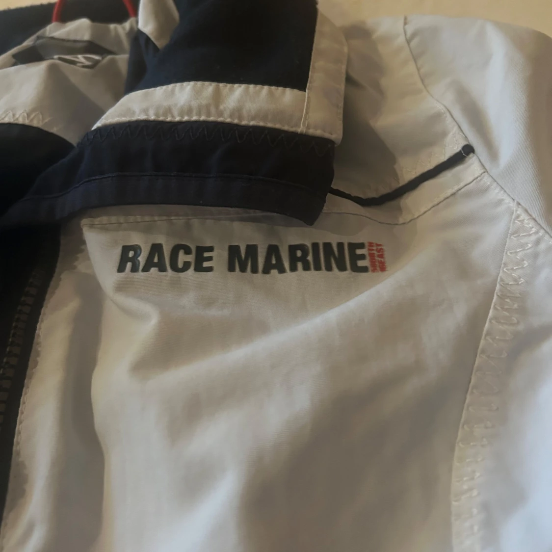 Vit Vintage Vindjacka från Race Marine - 1