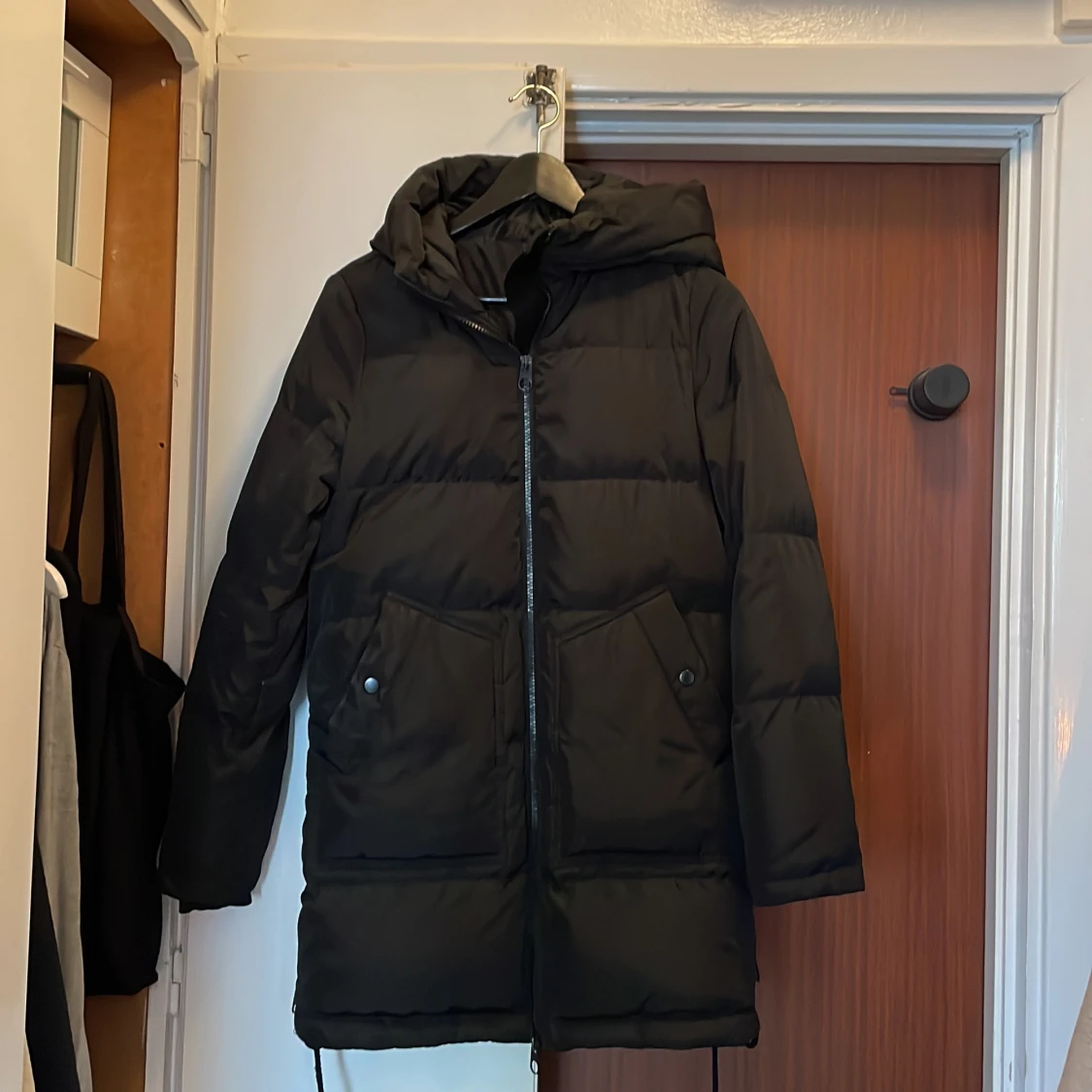 Svart dunjacka från Vero Moda