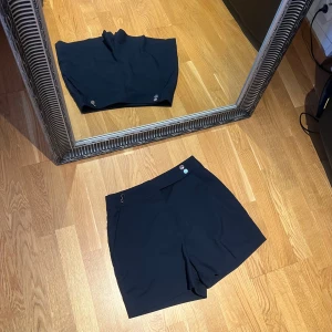 Kostym shorts  - Marinblå kostym shorts 🌸