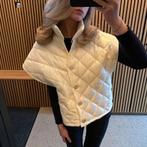 Quiltad cape  - Så fin quiltad cape som jag sytt själv💕 sydd efter xs-s🥰